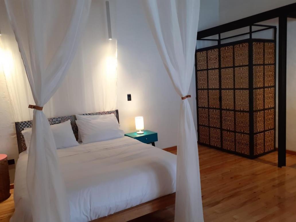 Hostal Suite Le Fabrique 쿠엔카 외부 사진