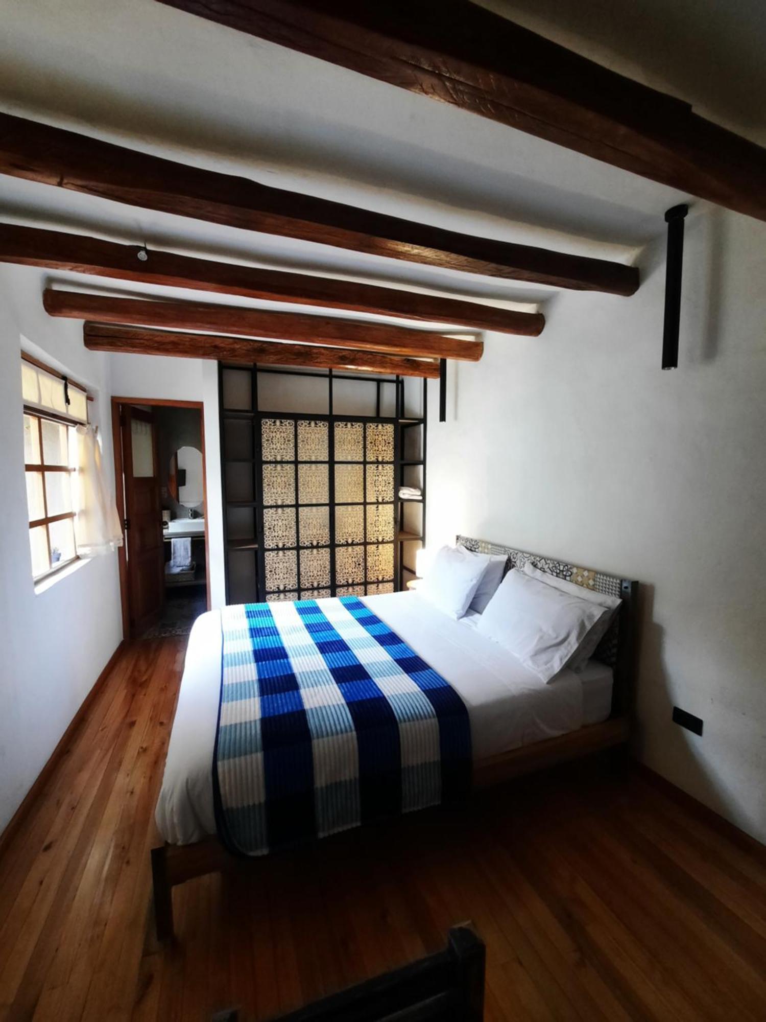 Hostal Suite Le Fabrique 쿠엔카 외부 사진