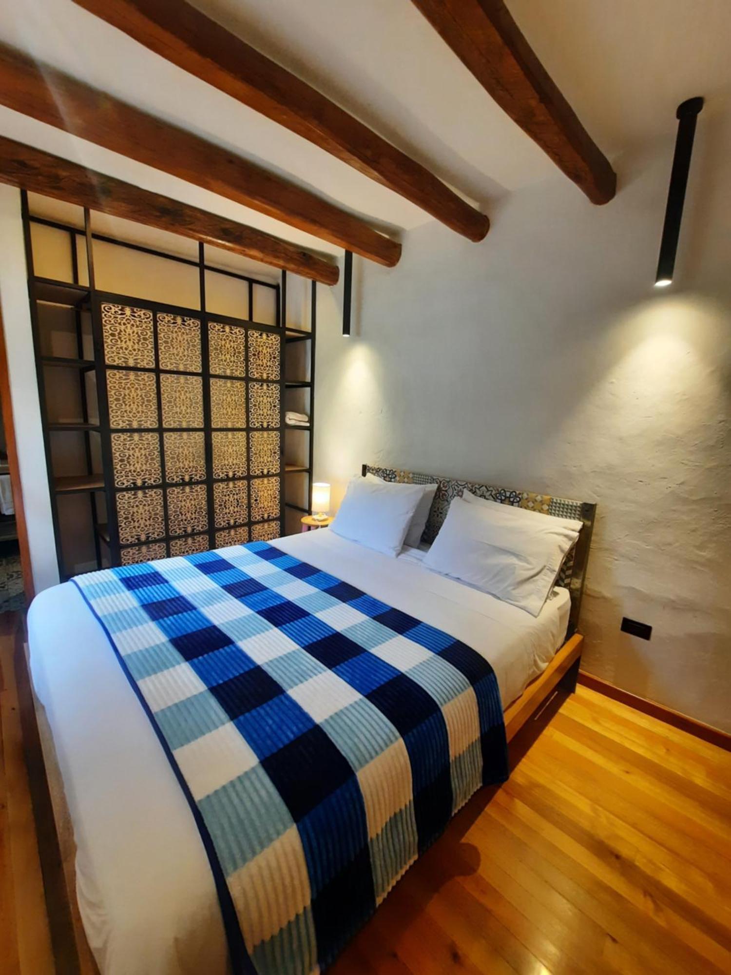 Hostal Suite Le Fabrique 쿠엔카 외부 사진