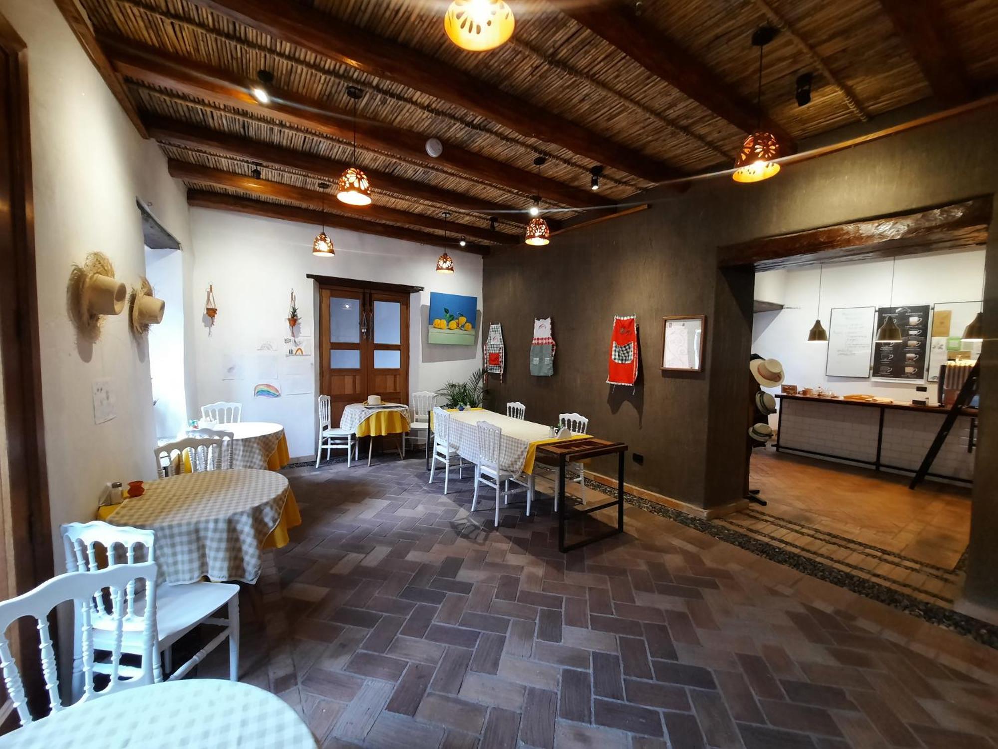 Hostal Suite Le Fabrique 쿠엔카 외부 사진